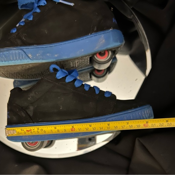 Heely’s - Picture 9 of 10